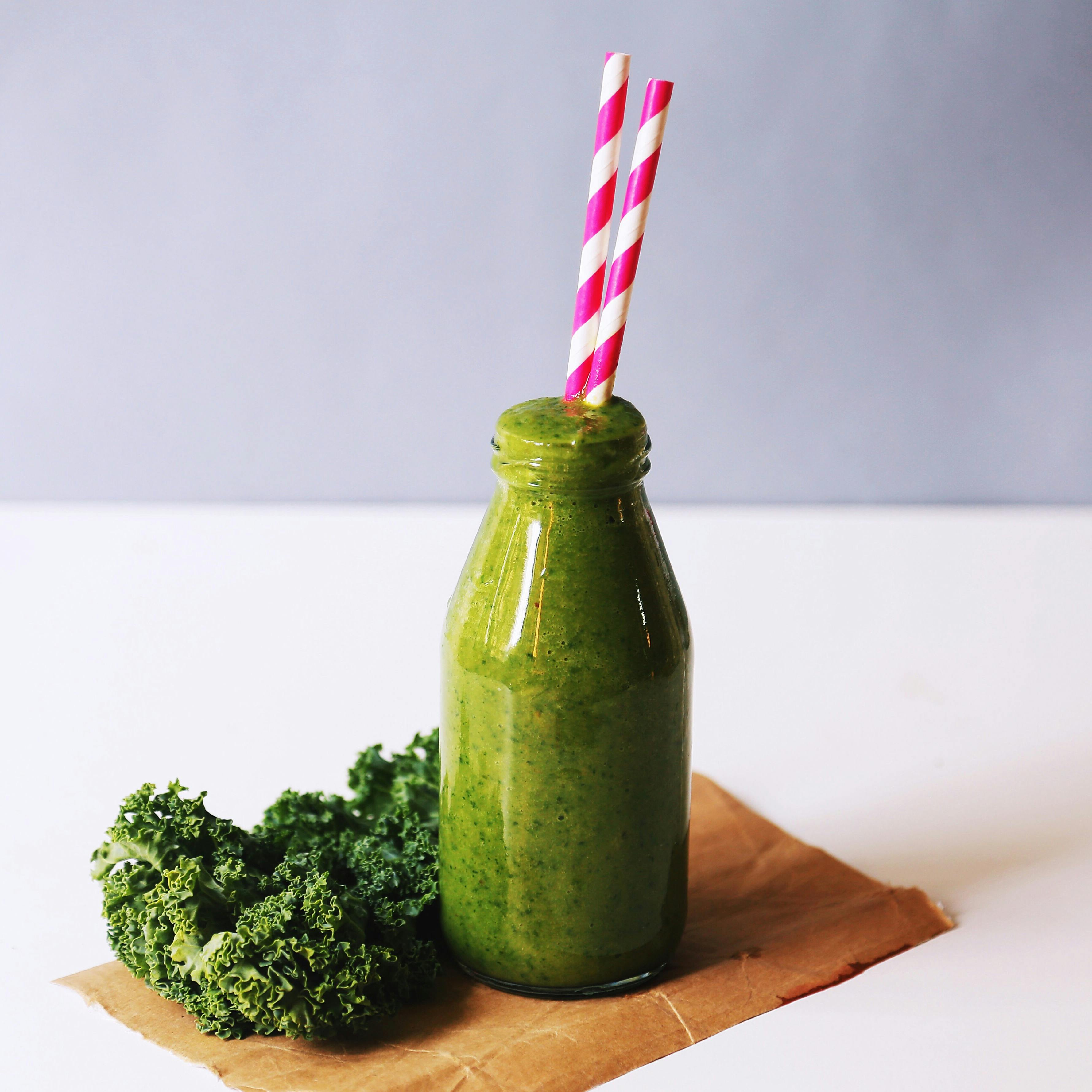 StyleNest - Avocado Matcha Smoothie
